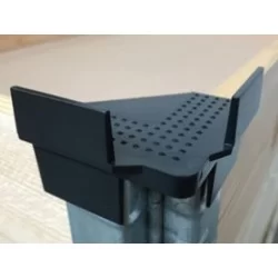 Pallet Corner Black